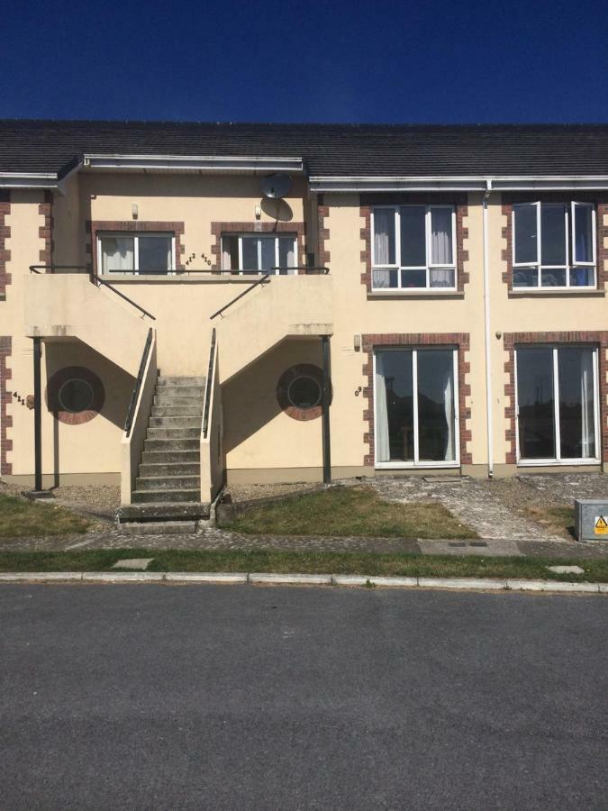 Kilkee Bay Apartments Екстериор снимка